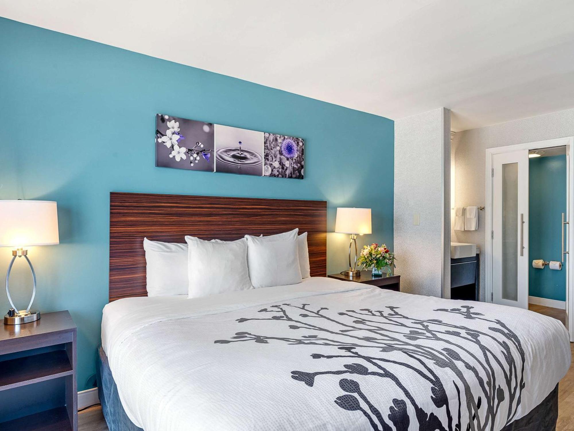 Hotel Sleep On The 2*